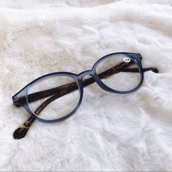 Kaylee Blue Classic Round Reader Glasses - Picture 3 of 10